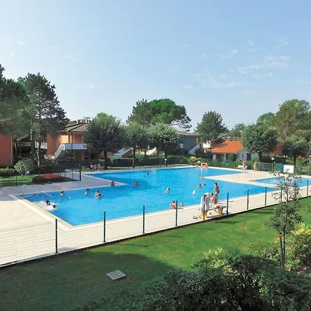 First Floor Flat With Terrace And Pool Access Apartamento Bibione