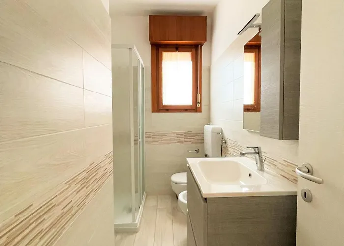 Apartment First Floor Flat With Terrace And Pool Access